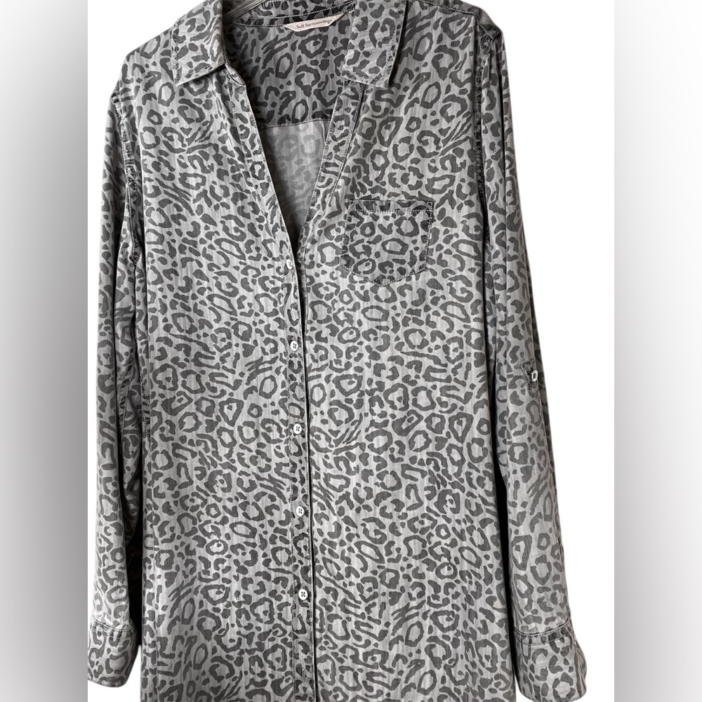 Soft Surroundings Gray Button Down Animal Print Shirt Size M/L